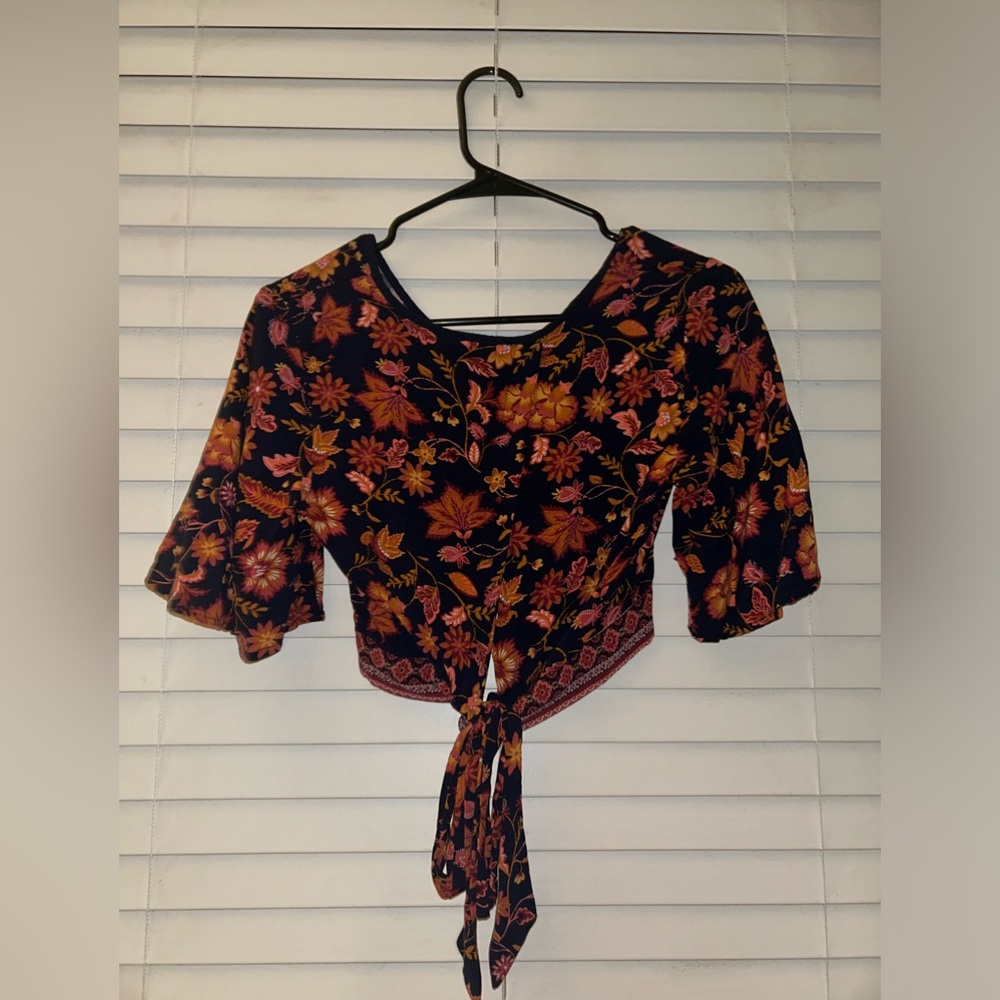 BAND OF GYPSIES TOP - Picture 2 of 2